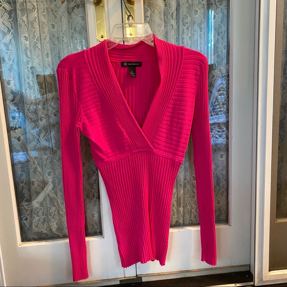 INC women’s hot pink sweater. Size M.